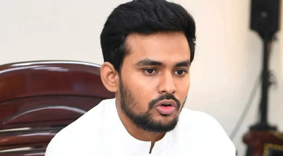 ‘আমাদের আপনাদের মতো বালুর ট্রাক দিয়ে আটকে ফেলা যাবে না’